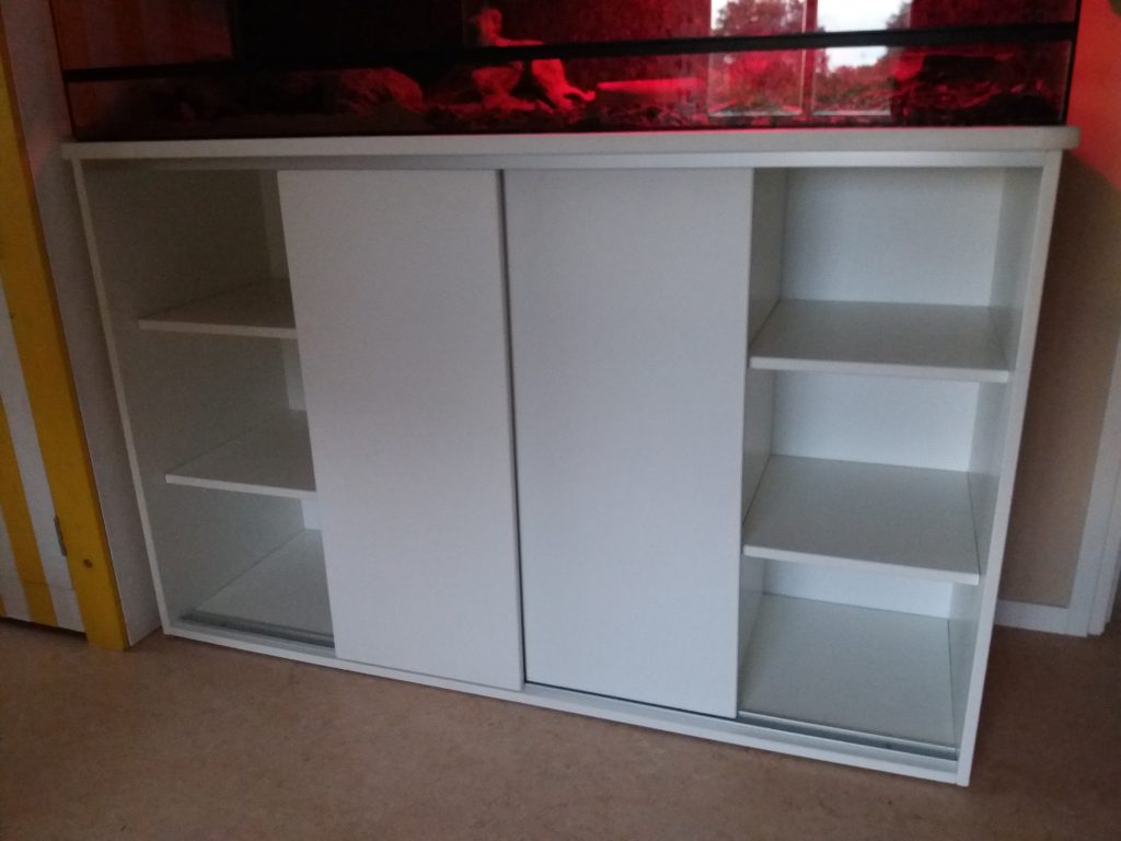 Meubilair - Kast met schuifdeuren